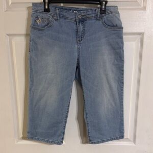 INC International Concepts Light Wash Denim Cropped Jeans